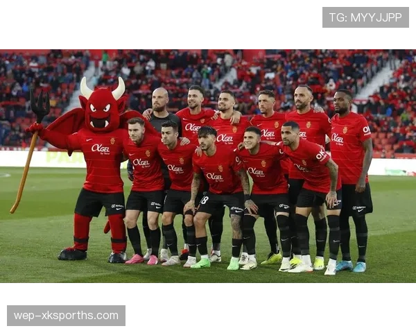 巴萨体系与执行脱节问题显现，近期表现波动已影响赛季走势