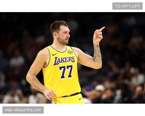 格兰特·威廉姆斯较上赛季更常为东契奇挡拆拉开空间