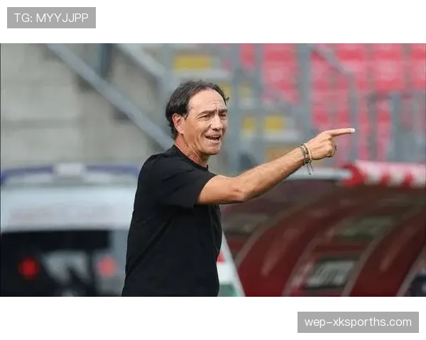 内斯塔与卡纳瓦罗：单防能力分化背后的体系依赖差异